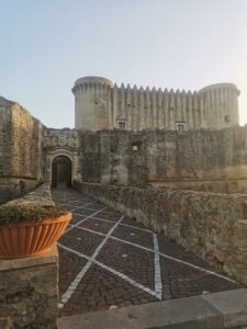castello-santa-severina-crotone-calabria