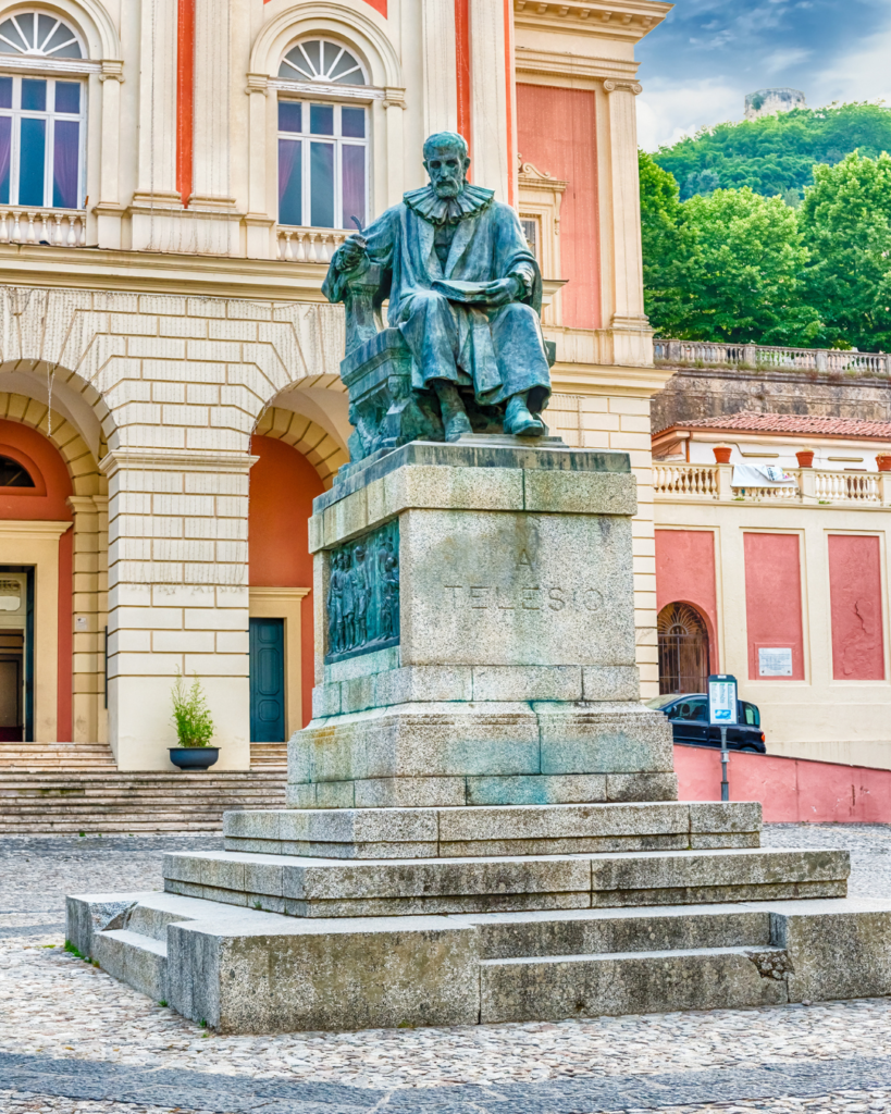 piazza-xv-marzo-cosenza-calabria